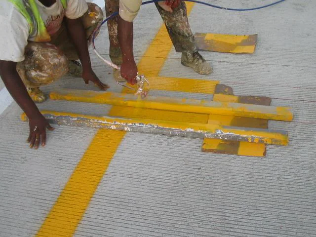 Demarcación de patios de almacenamiento de contenedores